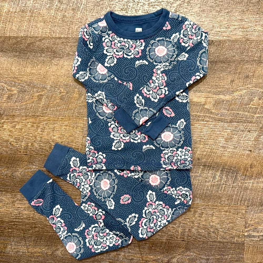 Tea Collection 100% Cotton Goodnight Pajama Set in “Florentine Floral” Print